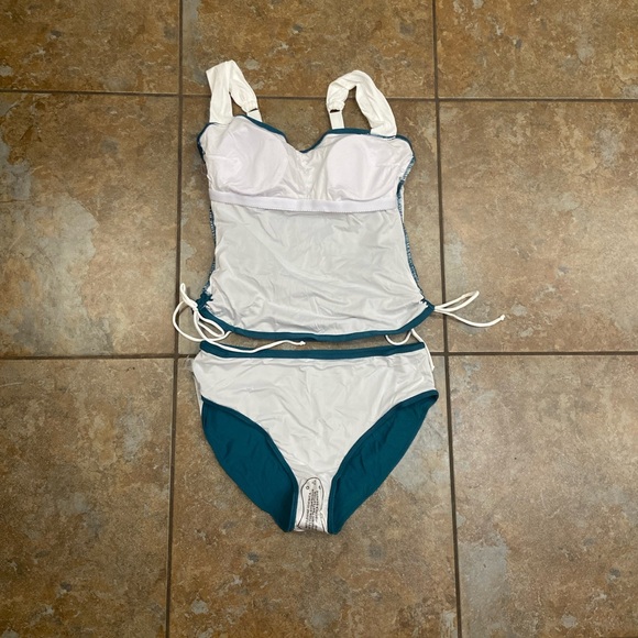 NWT B2prity Large Takini - Picture 4 of 6